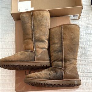 UGG Brown Suede Accents Boots